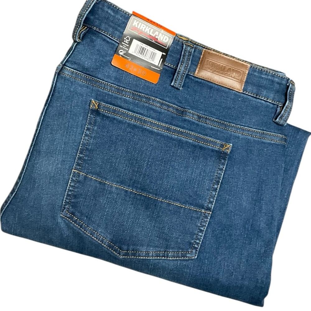 Kirkland Men's Blue Relaxed Jeans 42 X 30 NWT